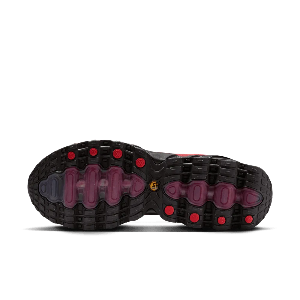 Air Max DN8 'Black Bright Crimson'