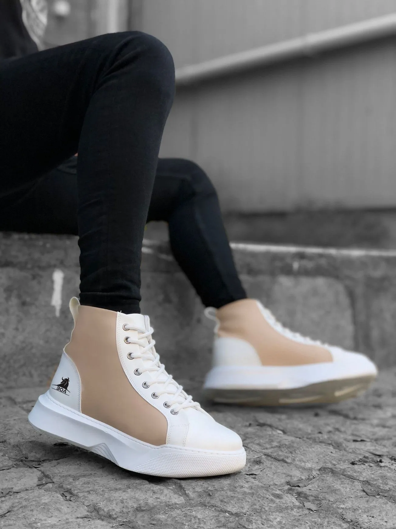 BA0256 Lace-up Men's High Sole White Cream Sole Sports Boots