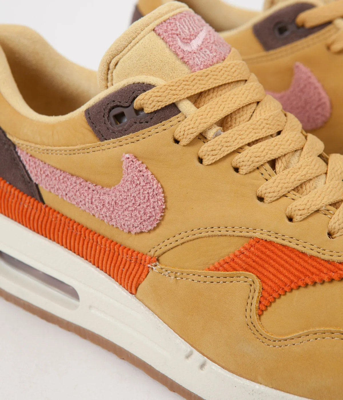 Nike Air Max 1 Shoes - Wheat Gold / Rust Pink - Baroque Brown